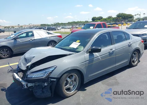 2010 Honda Accord 2.4 Lx из США, поврежденный, VIN 1HGCP2F32AA070330